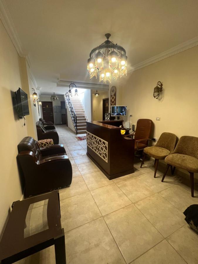 Bedouin Pyramids View Hotel Kafrat al Jabal Exterior foto