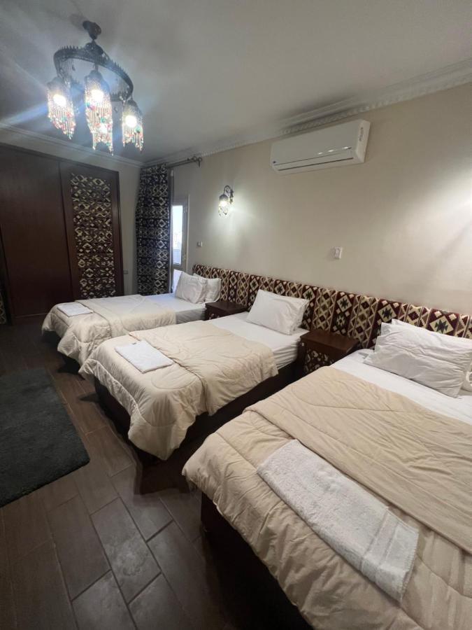 Bedouin Pyramids View Hotel Kafrat al Jabal Exterior foto