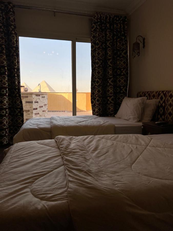 Bedouin Pyramids View Hotel Kafrat al Jabal Exterior foto