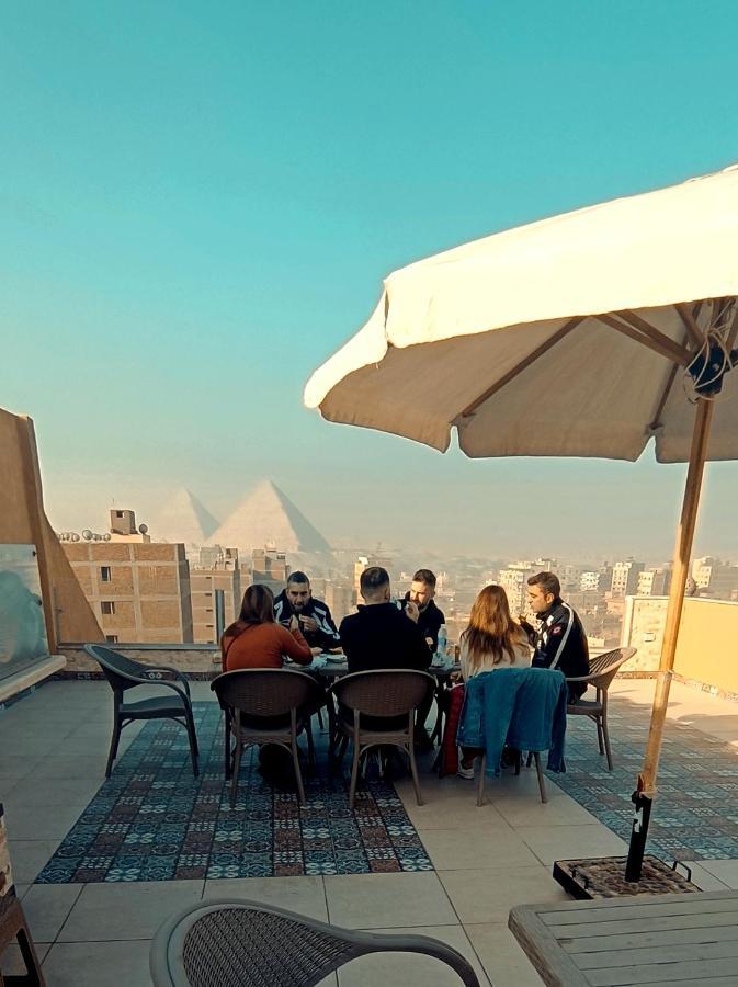 Bedouin Pyramids View Hotel Kafrat al Jabal Exterior foto