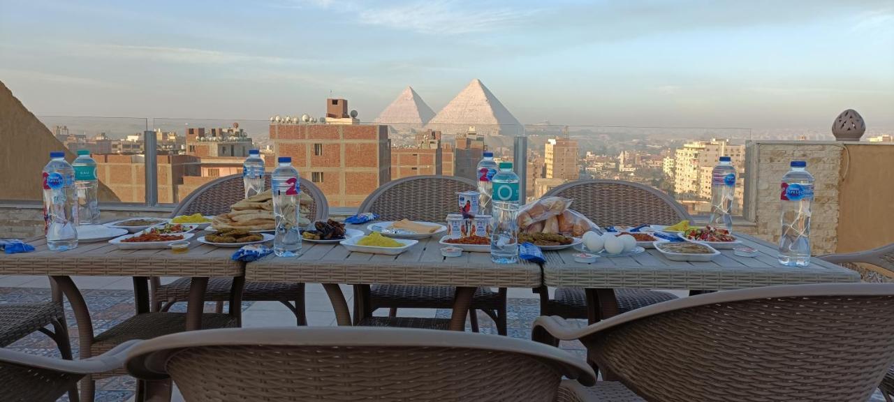 Bedouin Pyramids View Hotel Kafrat al Jabal Exterior foto