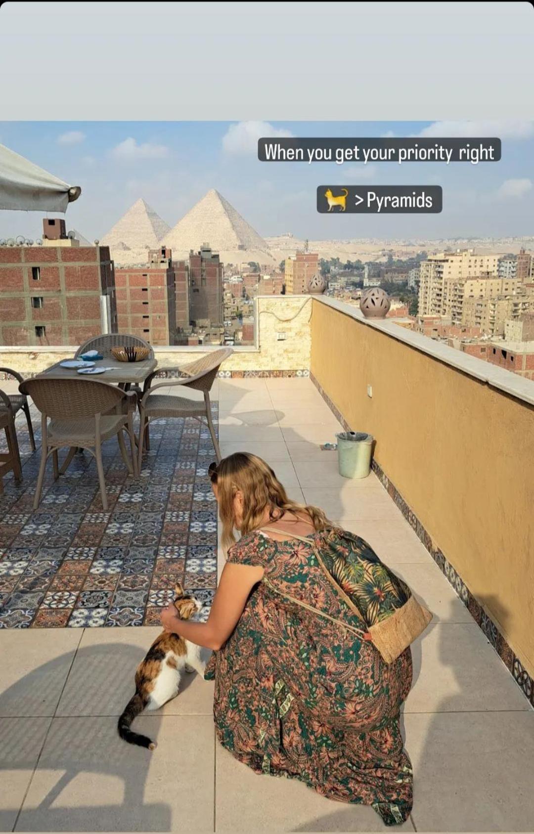 Bedouin Pyramids View Hotel Kafrat al Jabal Exterior foto